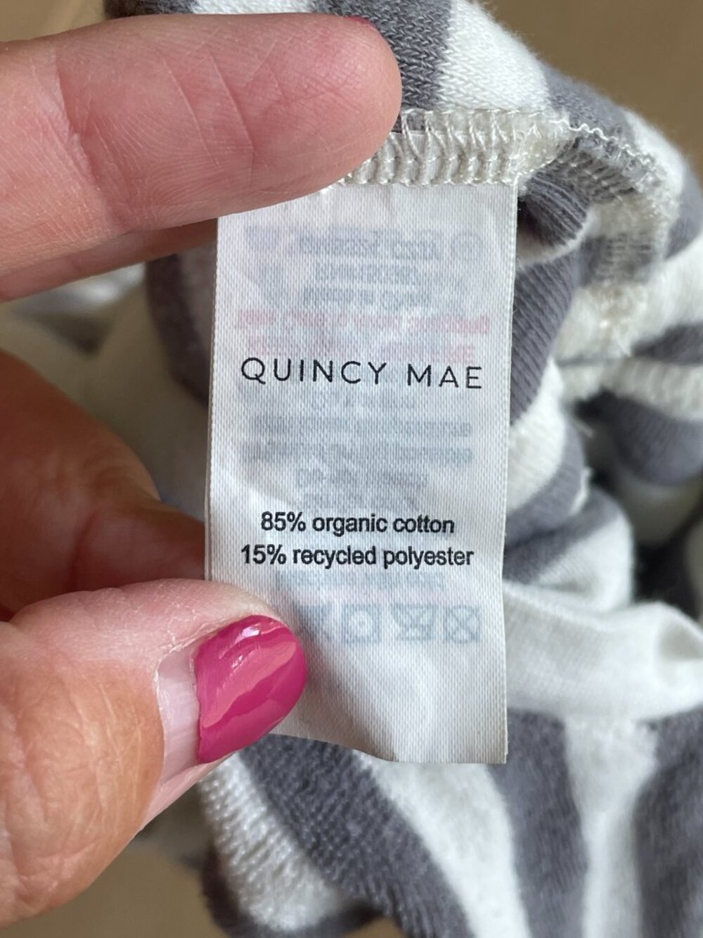 Entire Closet $5! Quincy Mae Organic Cotton Blend Grey White Terry Romper - Picture 5 of 6
